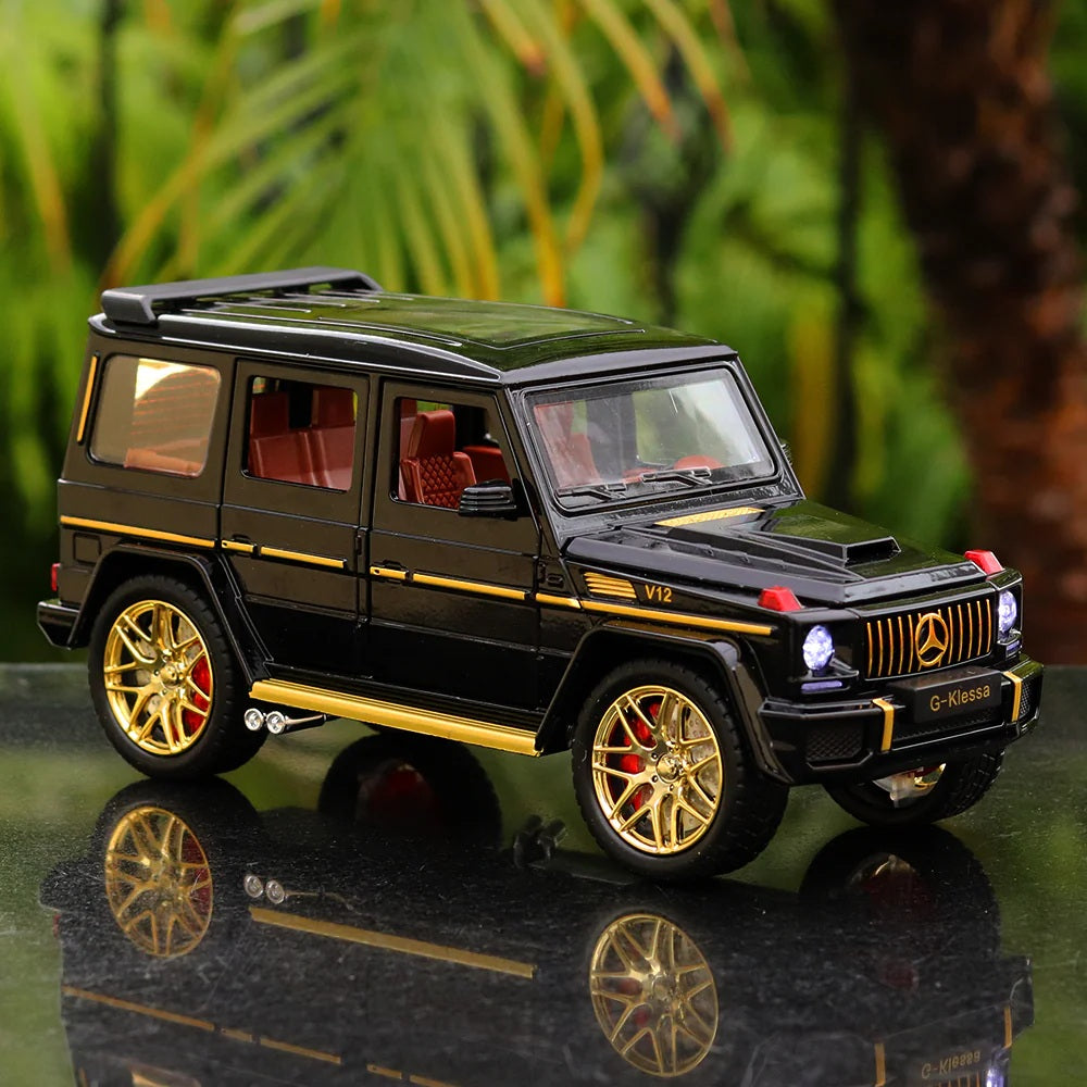 Diecast G-Wagon Eject Smock Fog AMG Toy Car, Pull Back Alloy Simulation Car (BLACK)