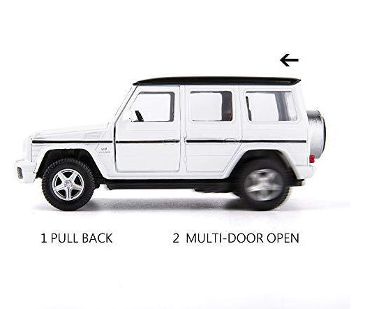 Diecast G-Wagon Eject Smock Fog AMG Toy Car, Pull Back Alloy Simulation Car (White)