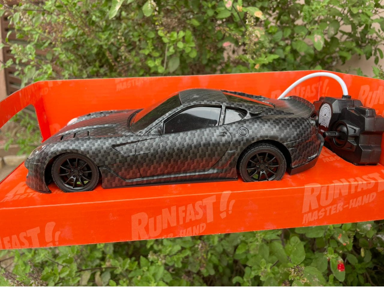 Run fast master mind  Remote Control Toy Car Electric Chargeable 3d Lightning