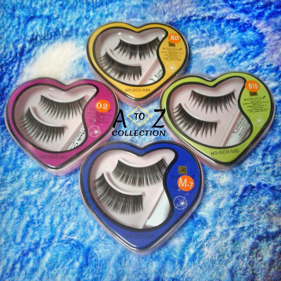 Women's Black Long Curl False Eyelashes with Glue for Pretty Eye Makeup Accessories (Pack of 1)