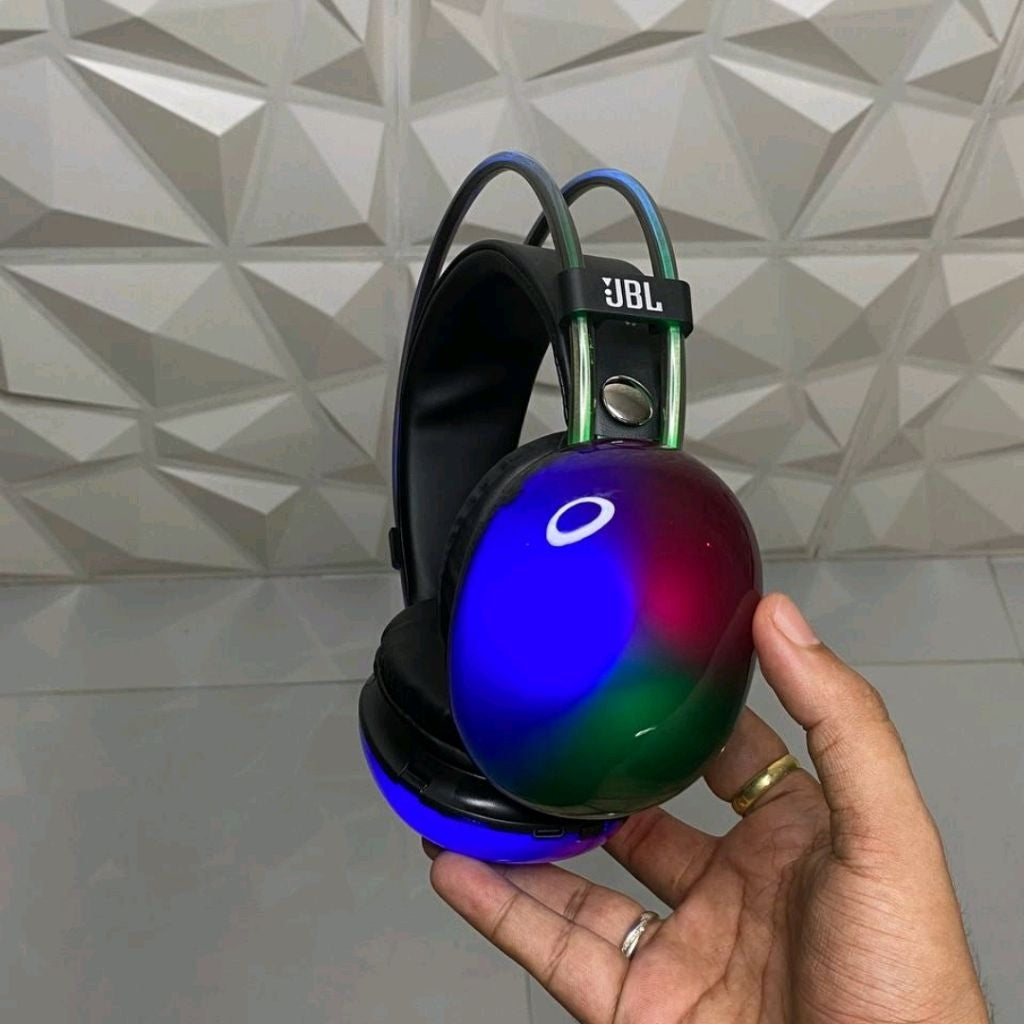 Presenting You All, New Rgb Colour Headphones, Multi colour led light inbuilt headphones heavy Quality top look for Gaming and night clubs / party